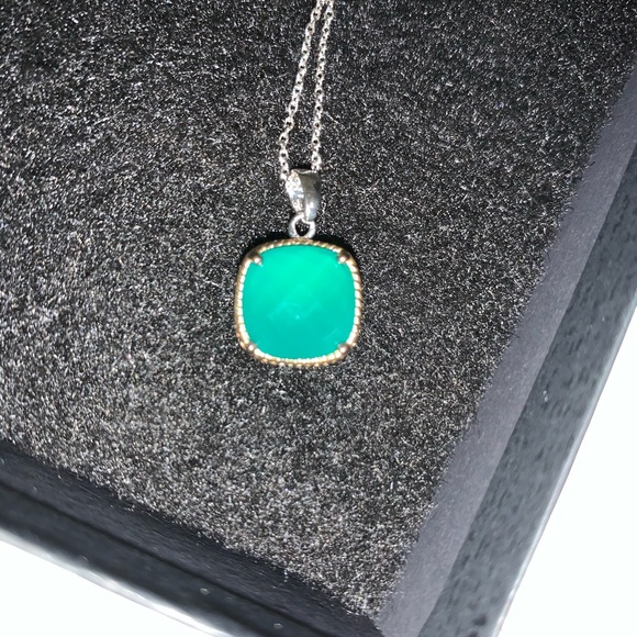 Emerald Green Necklace - Picture 5 of 8